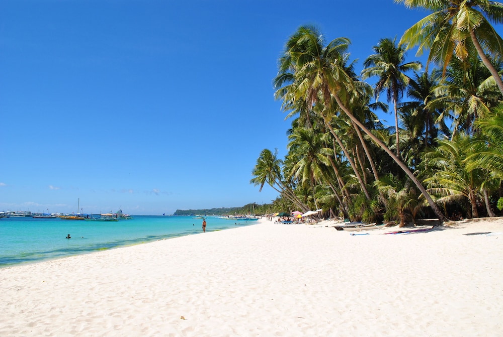 Surfside Boracay Resort & Spa 36/50