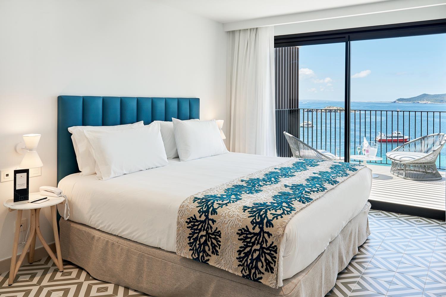 دوبلكس، Eurostars Ibiza 2/2
