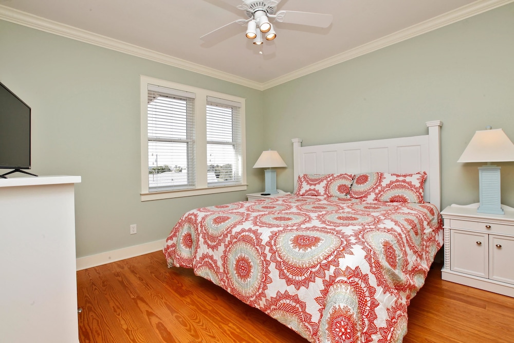 La Valencia Villa By Panhandle Getaways 6/50