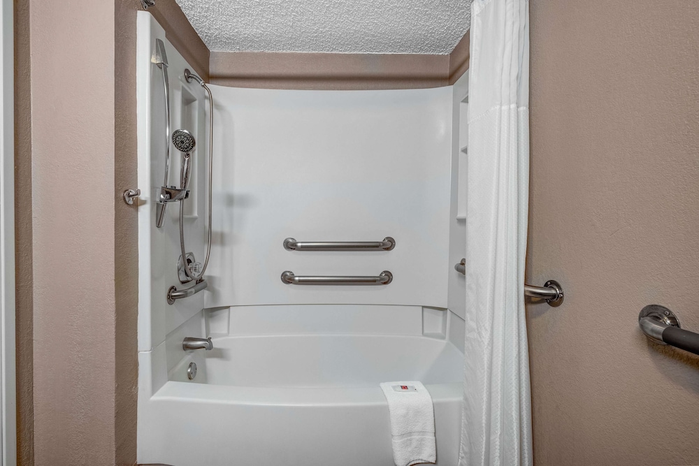 Motel6 Elk Grove Village Il O Hare 50/50