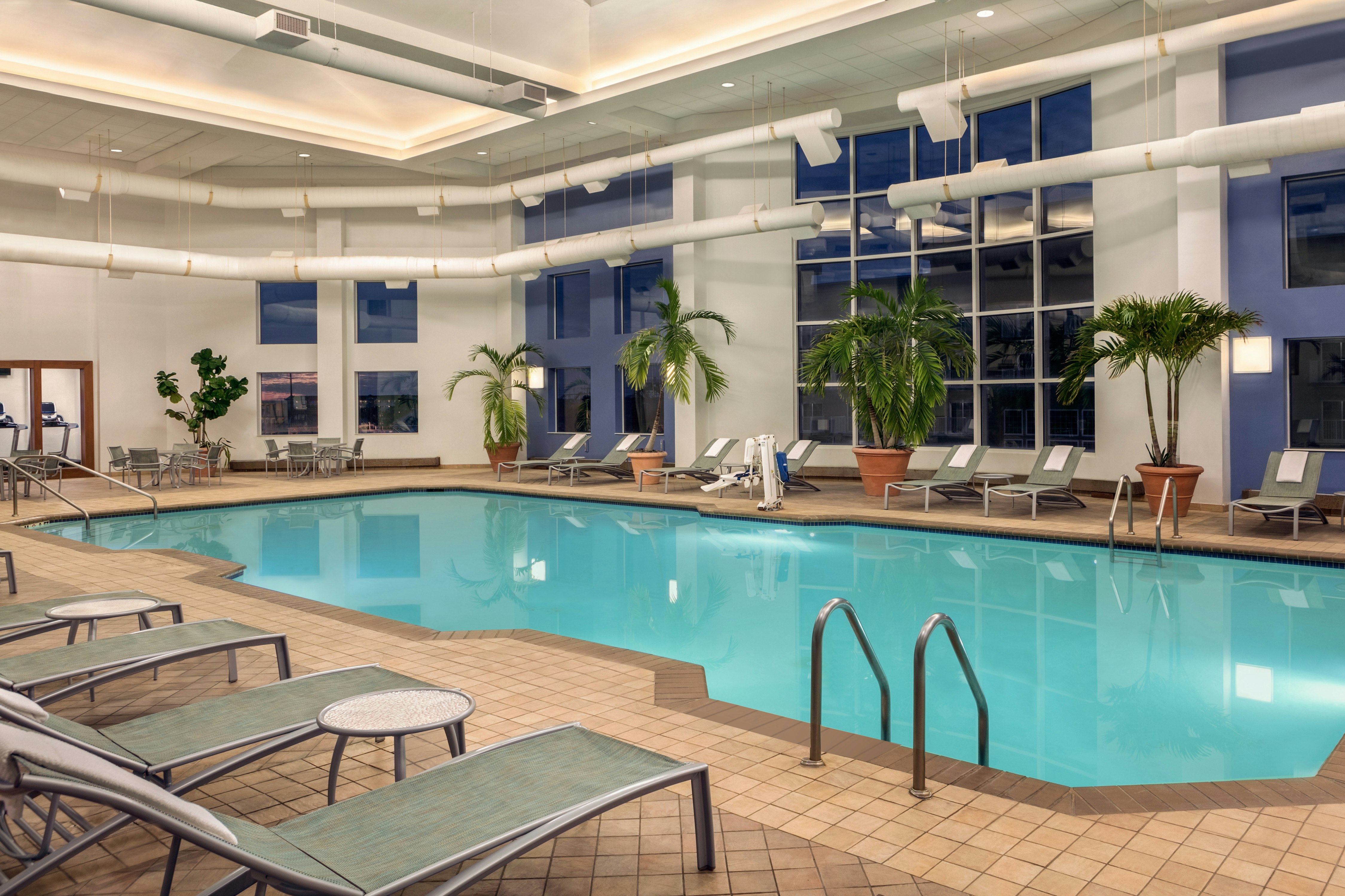 Hilton Suites Ocean City Oceanfront 6/63