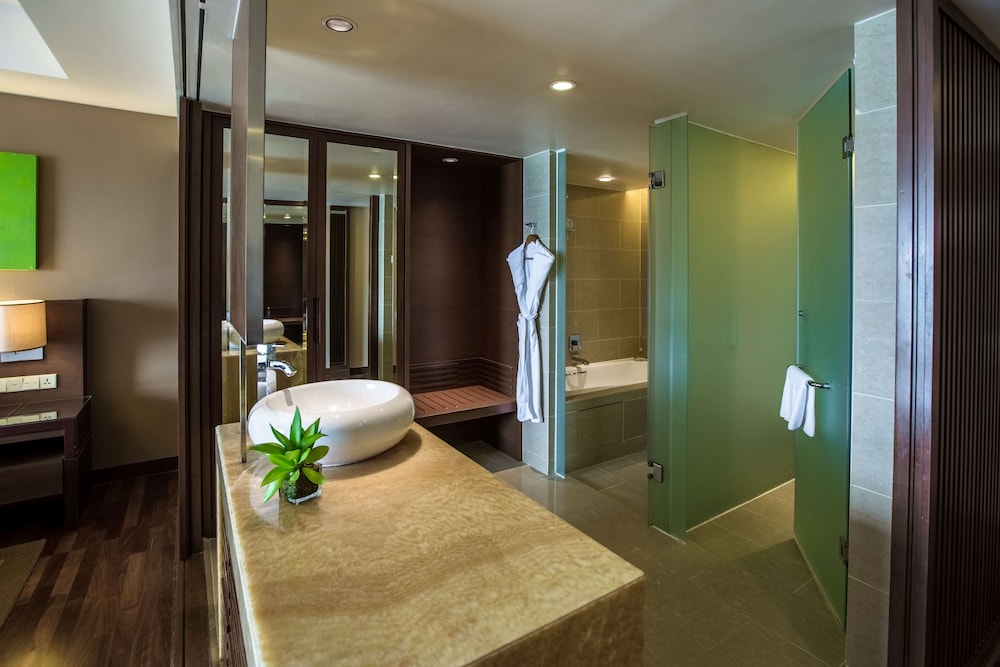 Hyatt Regency Kinabalu 15/59