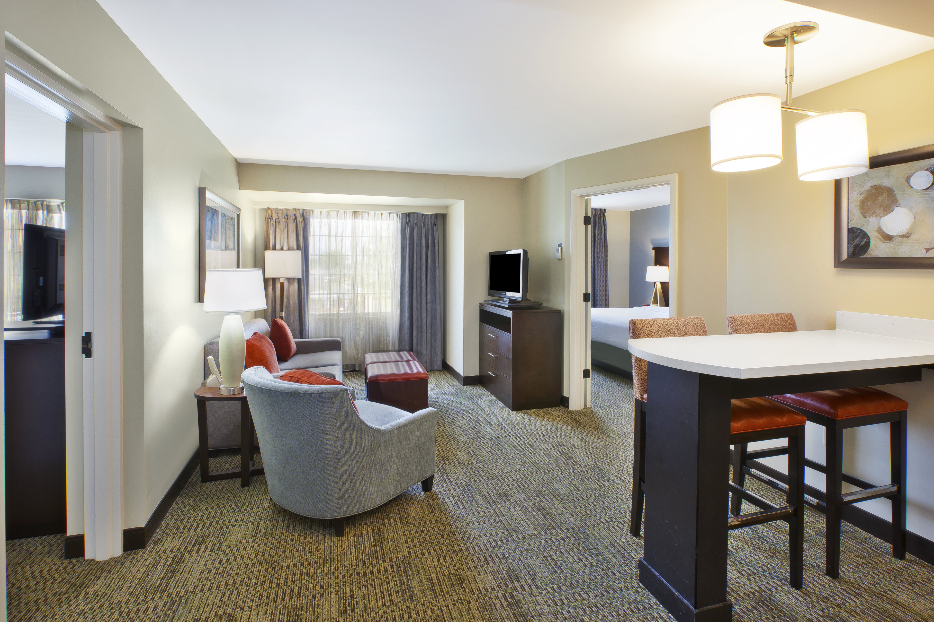 Staybridge Suites Cleveland Mayfield Heights Beachwood 44/68