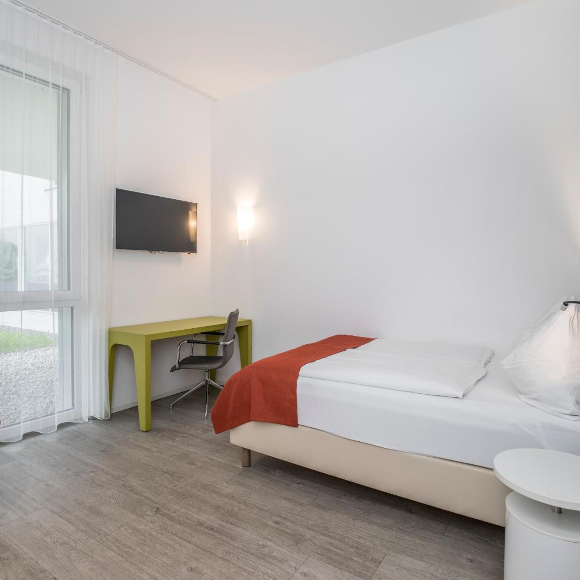 Eco-Suite Hotel 13/34