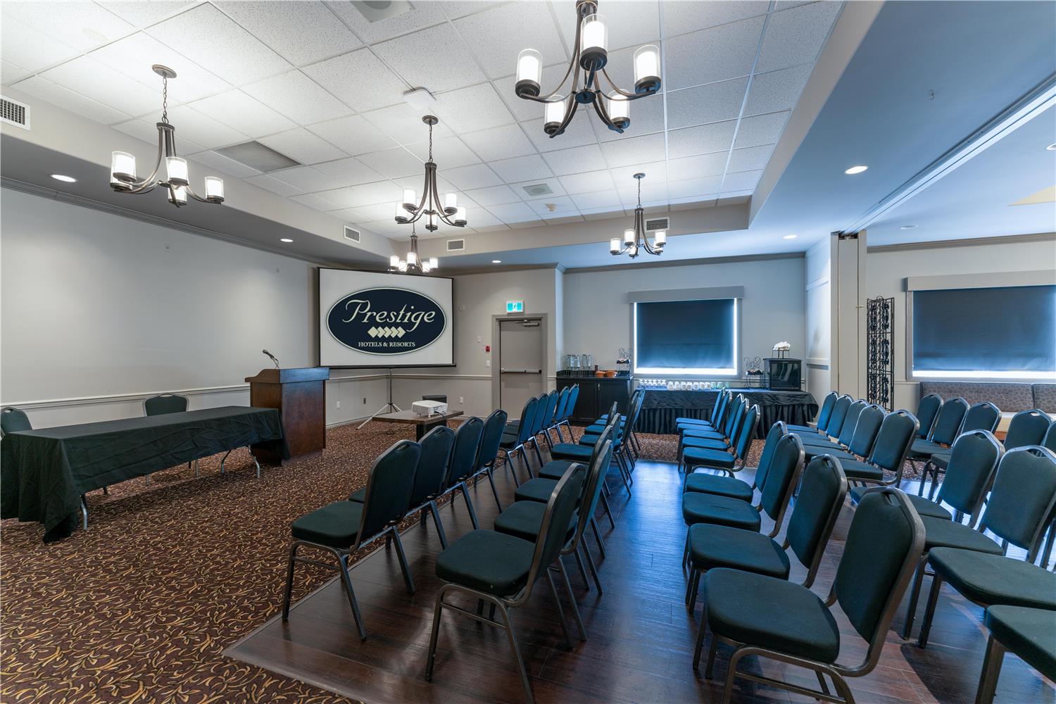 Prestige Radium Hot Springs Resort, WorldHotels Crafted 32/34