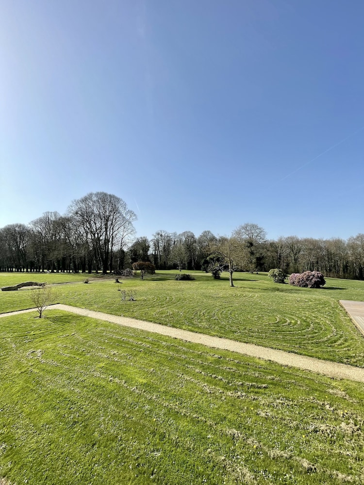 Chateau De Boisgelin 18/50