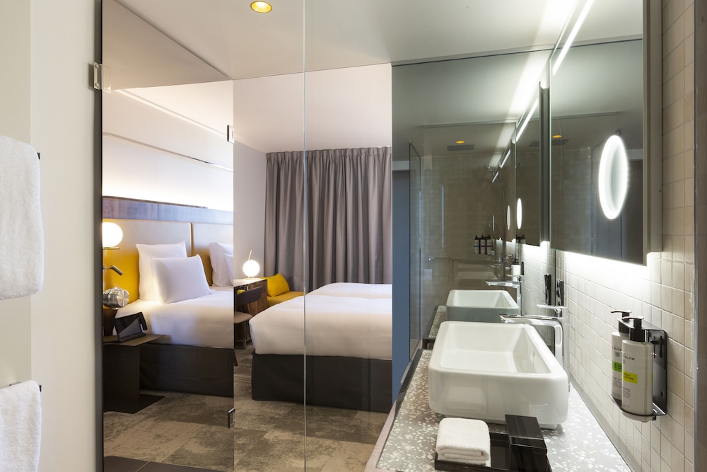 Pullman Paris Montparnasse 17/64