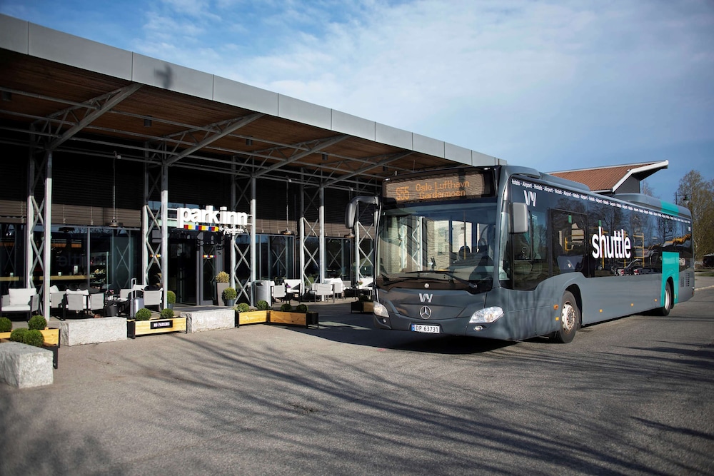 Park Inn By Radisson Oslo Airport Hotel West 68/75