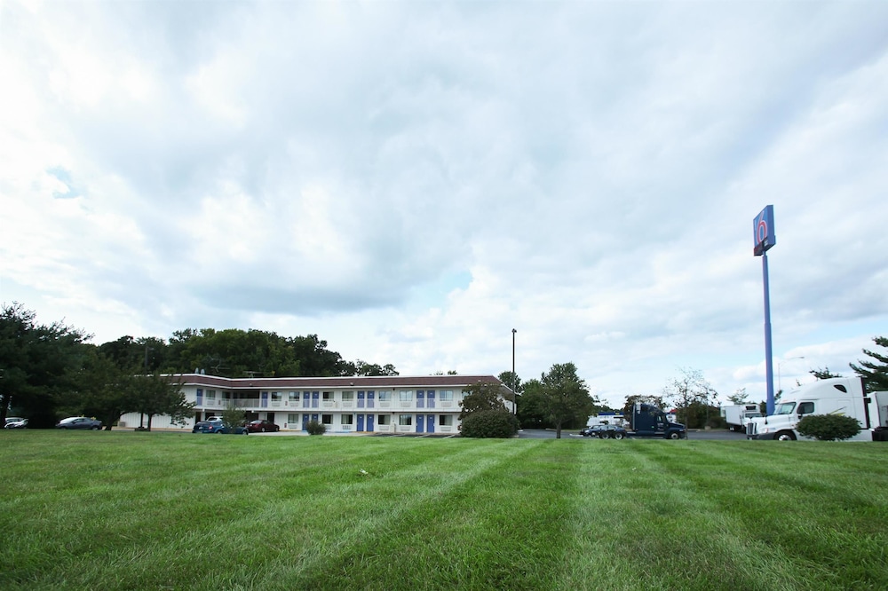 Motel6 Elkton, MD 45/55