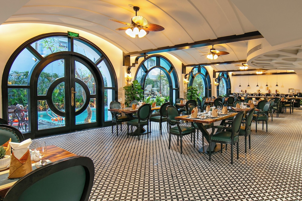 Grand Sunrise Palace Hoi An 35/49