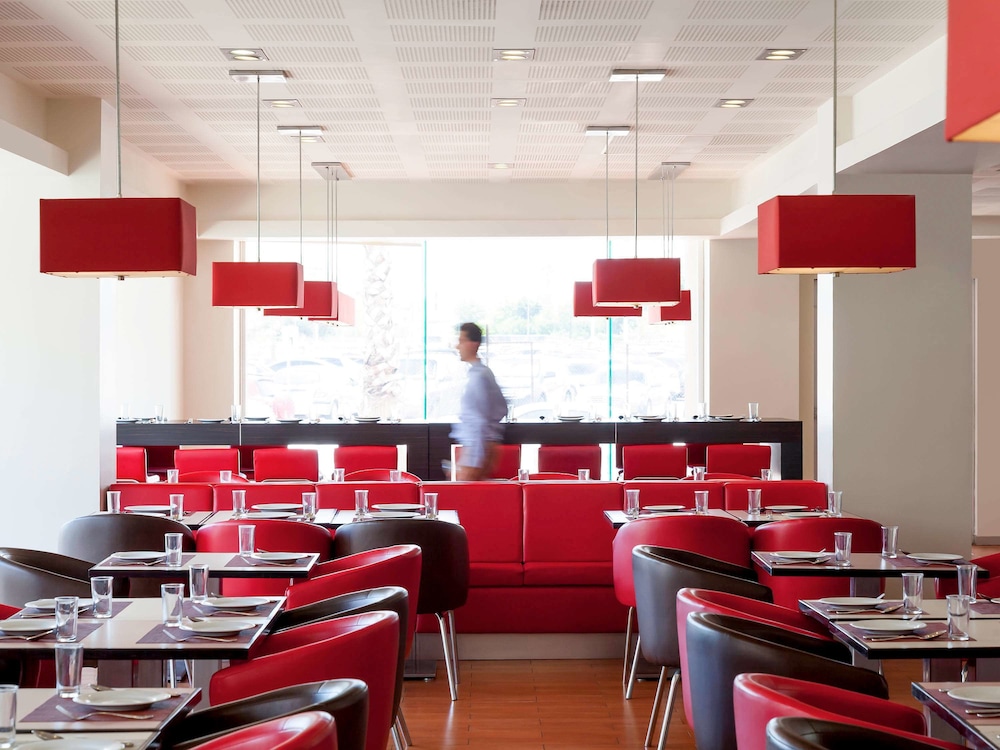 Ibis Hermosillo 36/47
