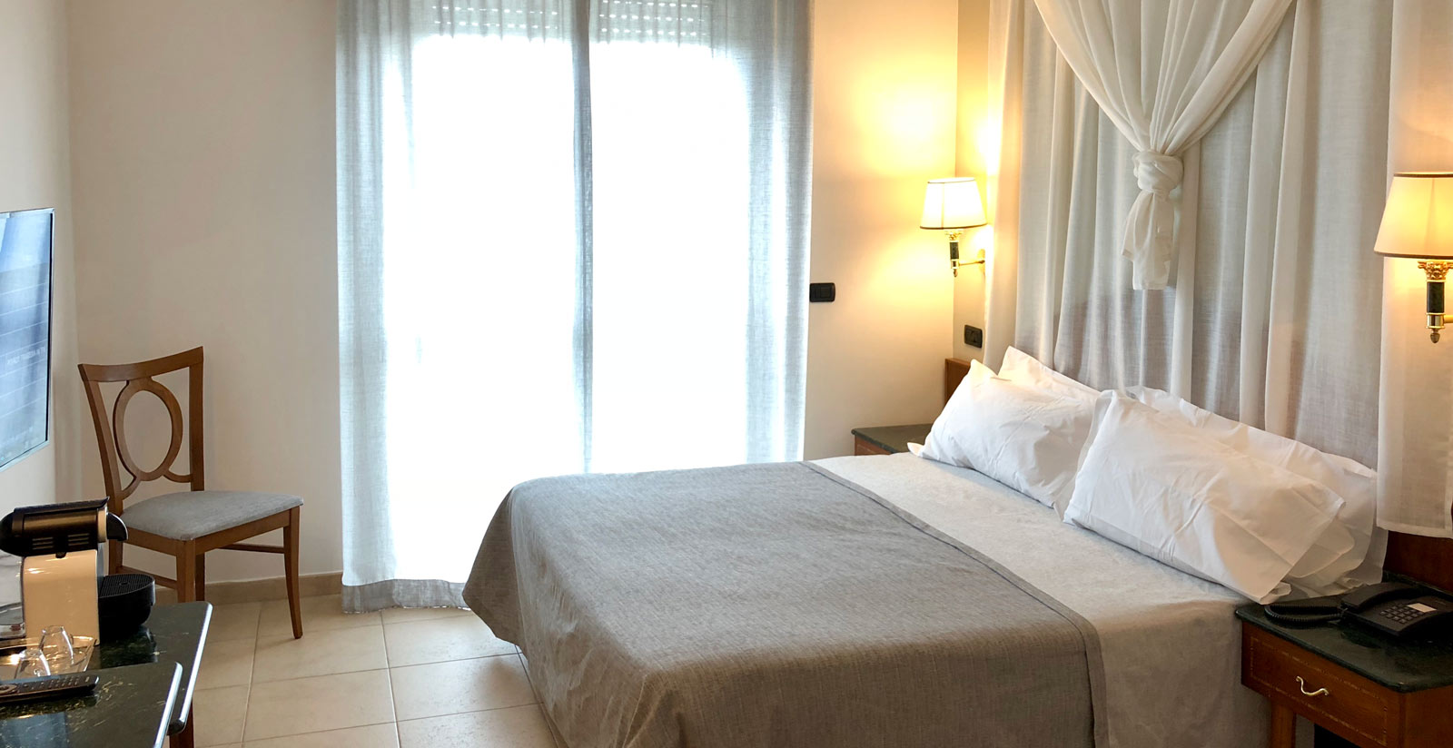 Classic, Double or Twin Bed