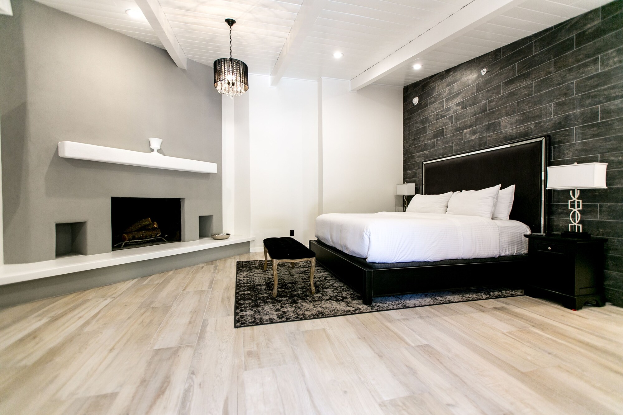 ONYX, SUITE
