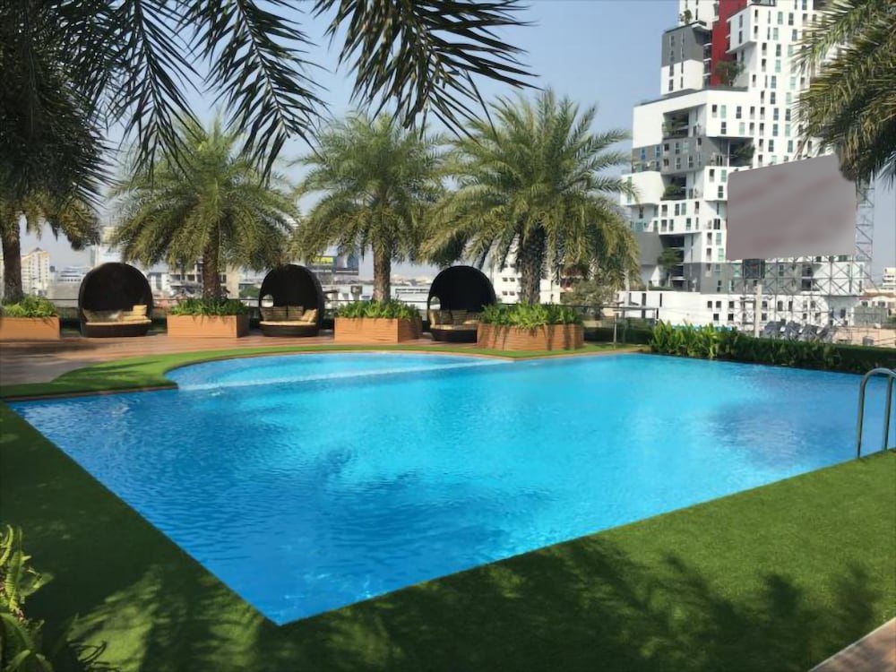 The Bazaar Hotel Bangkok 73/77