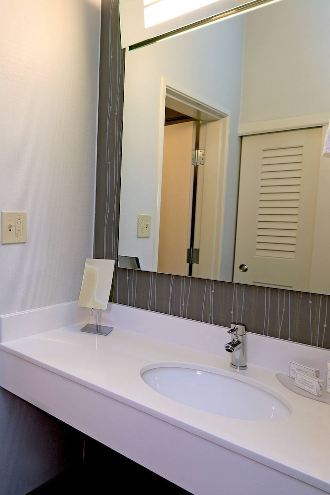 Courtyard By Marriott Austin Round Rock 8/54