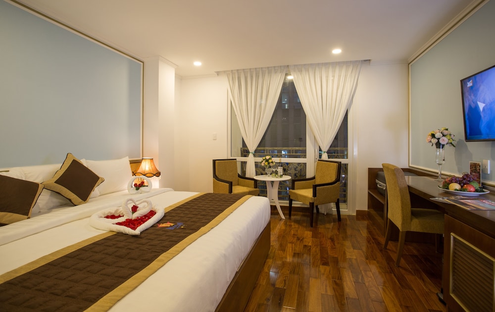 Huong Sen Annex Hotel 18/68