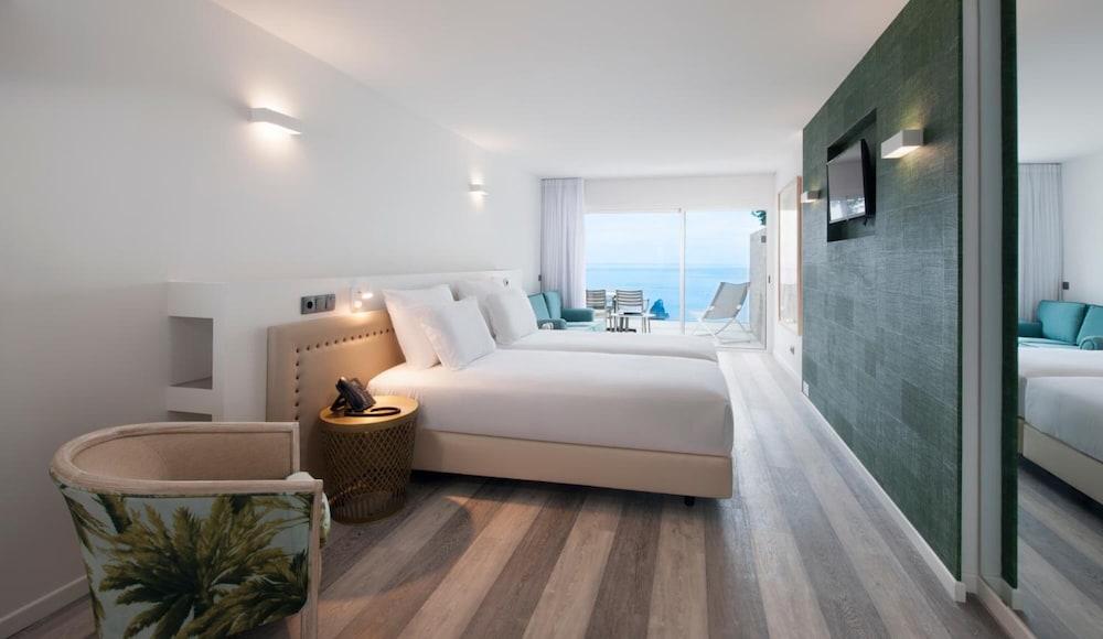 Hotel Alto Lido 34/35