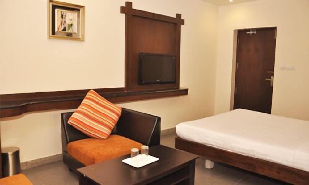 Hotel Tamizh Park 17/34