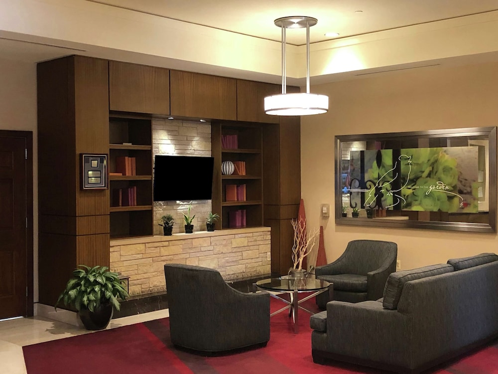 Hilton Garden Inn Baltimore Inner Harbor 25/51