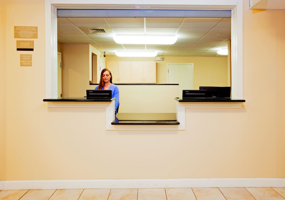 CANDLEWOOD SUITES WILSON 13/38