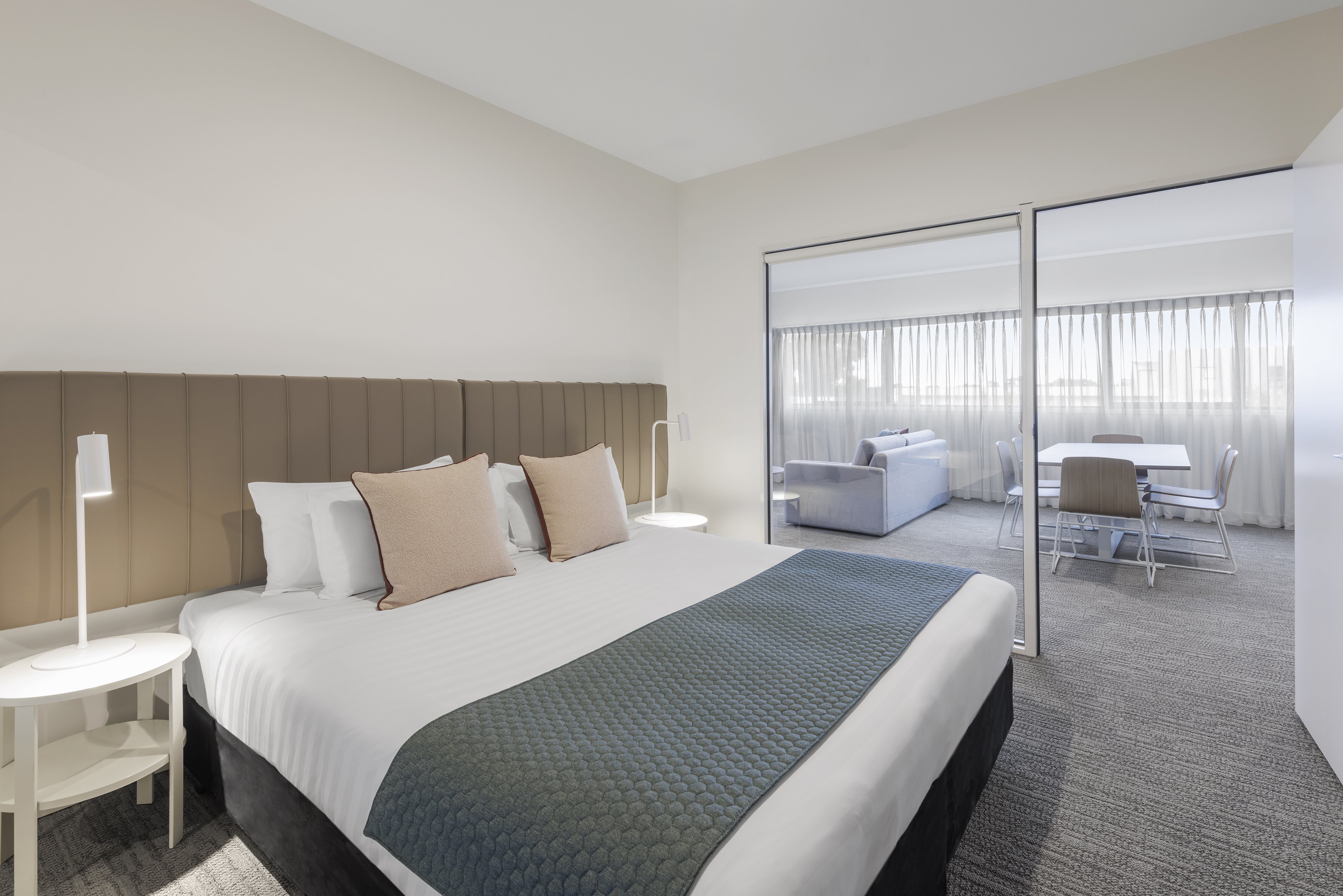 3 BEDROOMS, APARTMENT