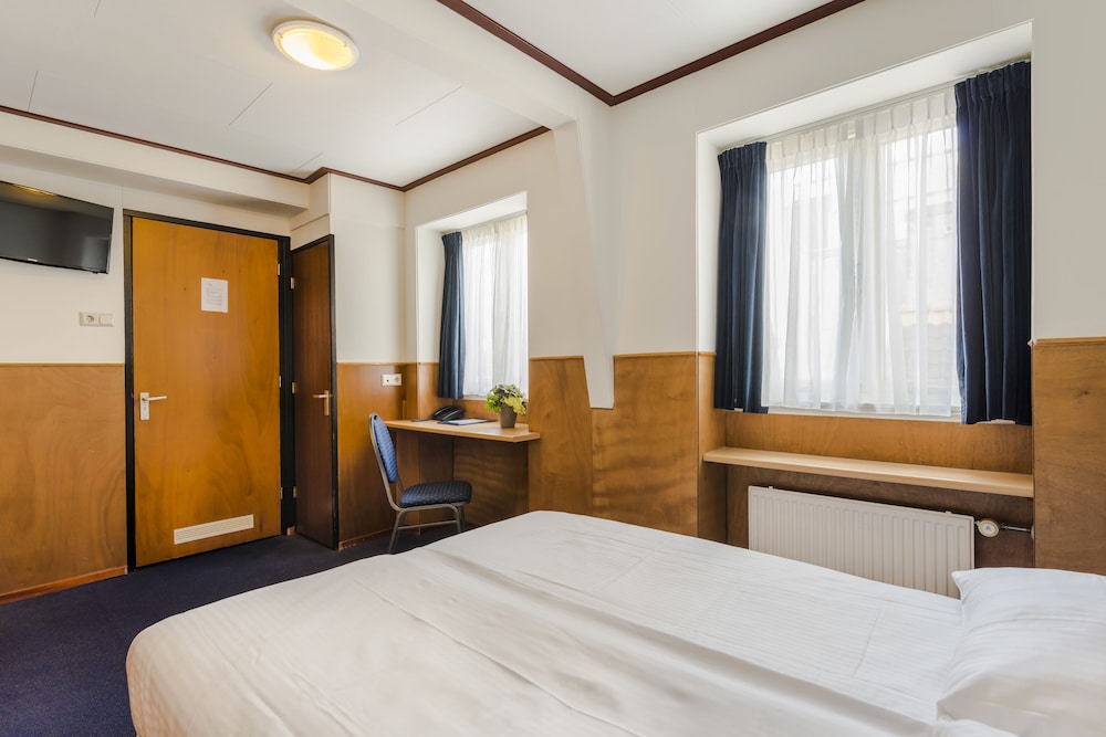 STANDARD, DOUBLE BED