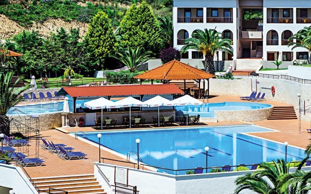 Xenios Theoxenia Hotel 54/55