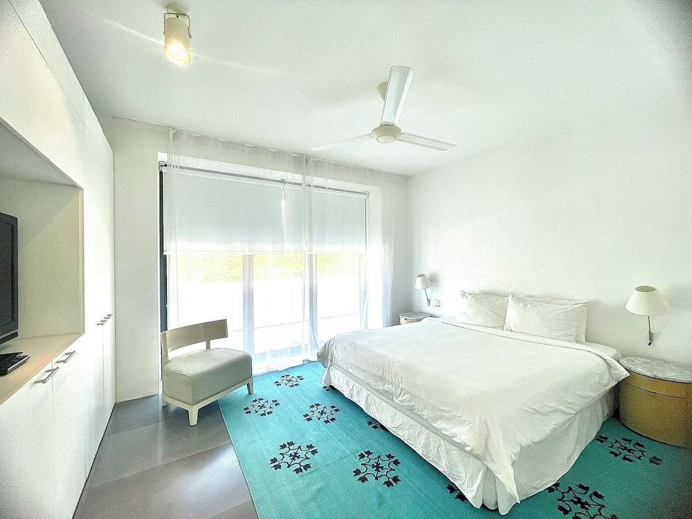 Sanctuary Resort Community 24/75