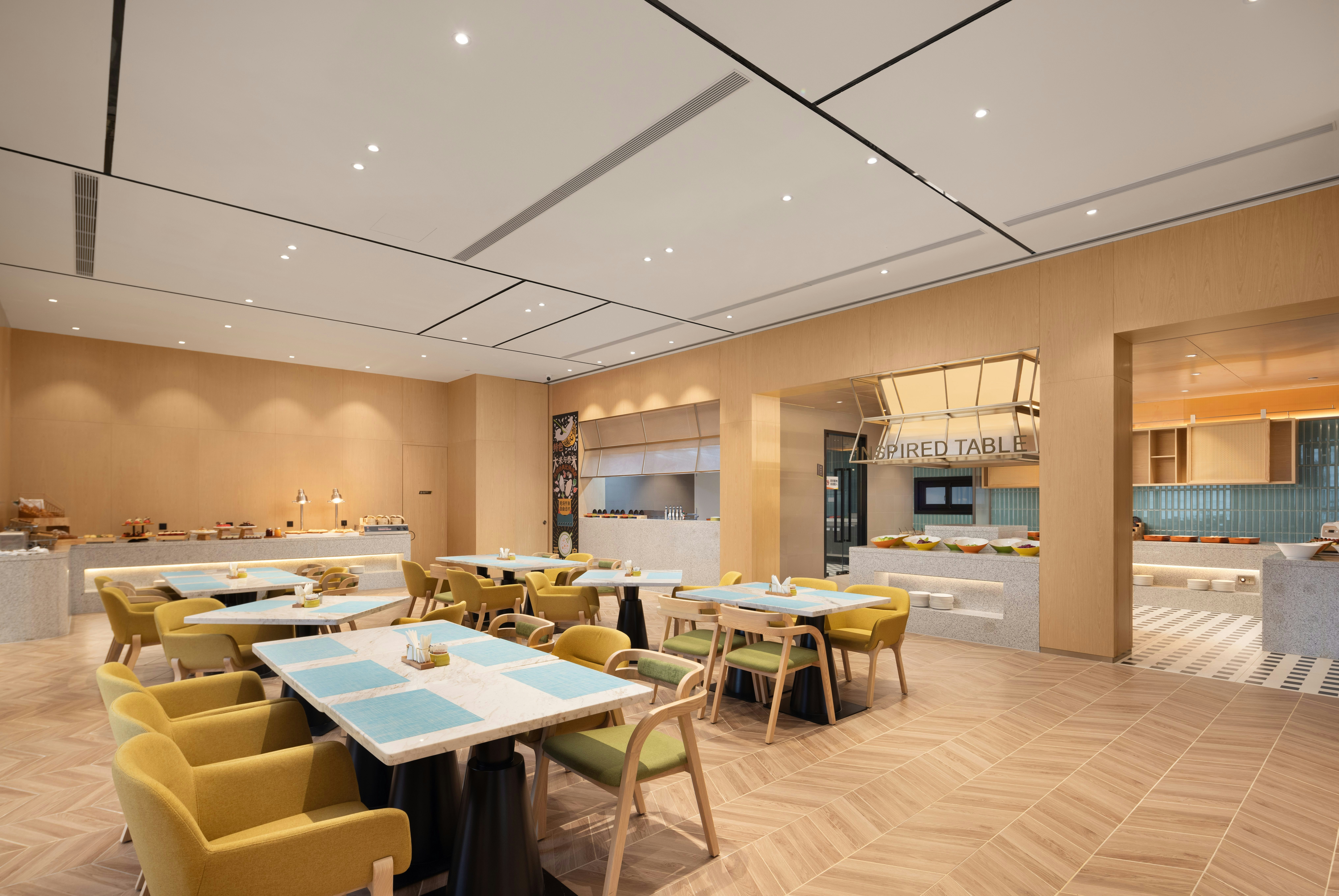 HOME 2 SUITES BY HILTON BEIJING WEST RAILWAY STATION 20/24