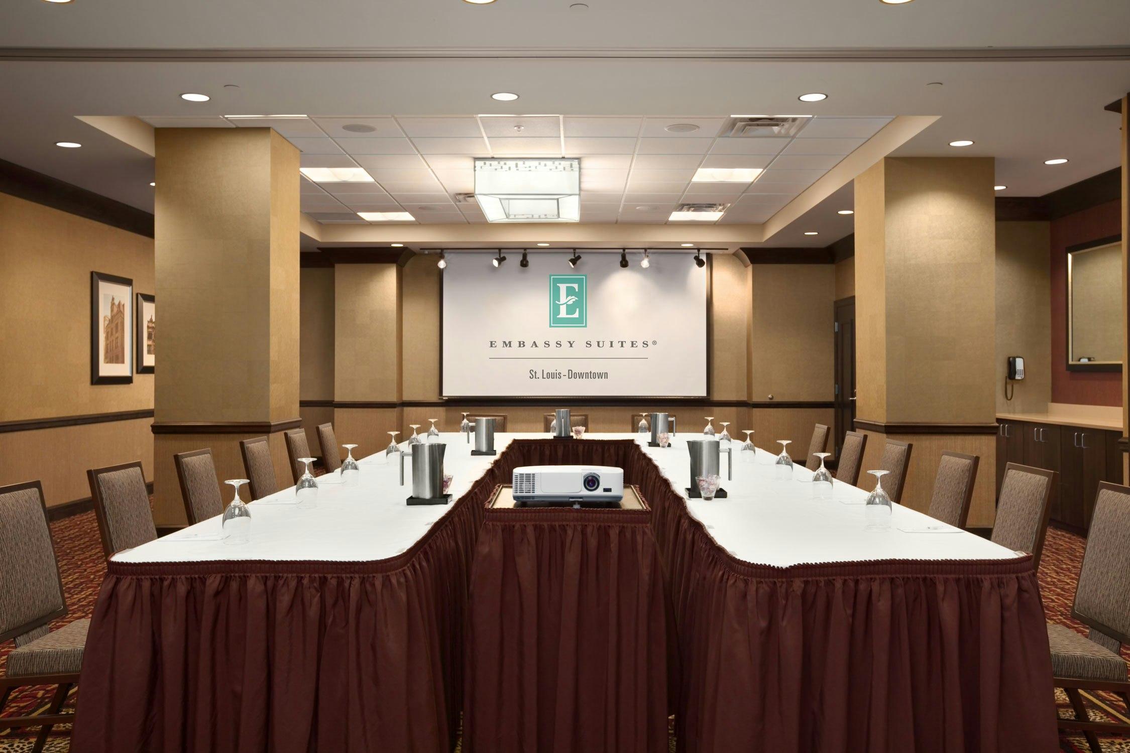 Embassy Suites By Hilton St Louis Downtown 45/59