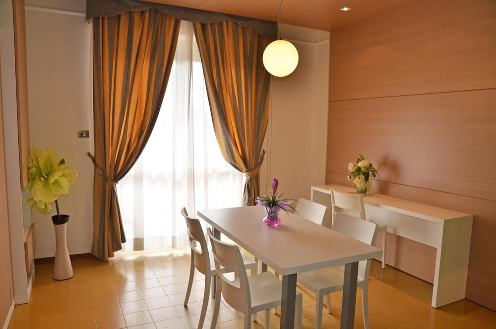 Grand Eurhotel and Residence 22/25