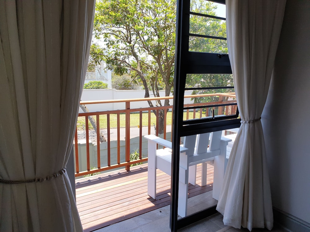 Hillside Guesthouse 15/50