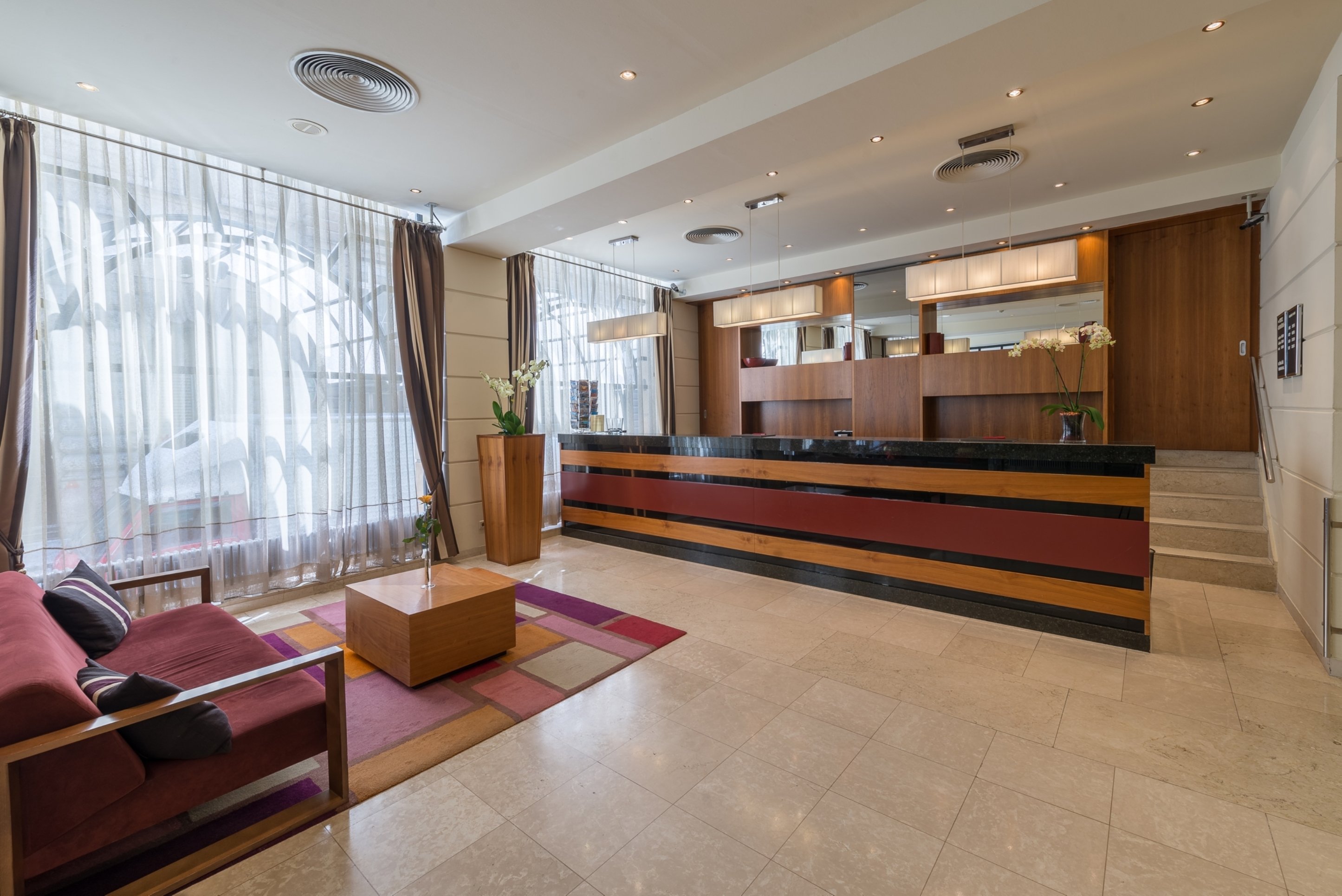 KK Hotel Opera 5/58