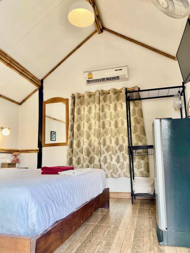 Majestic Sea View Resort 17/50