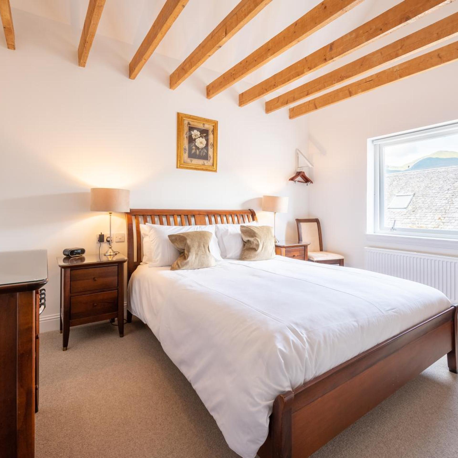 Ardeonaig Hotel 10/50