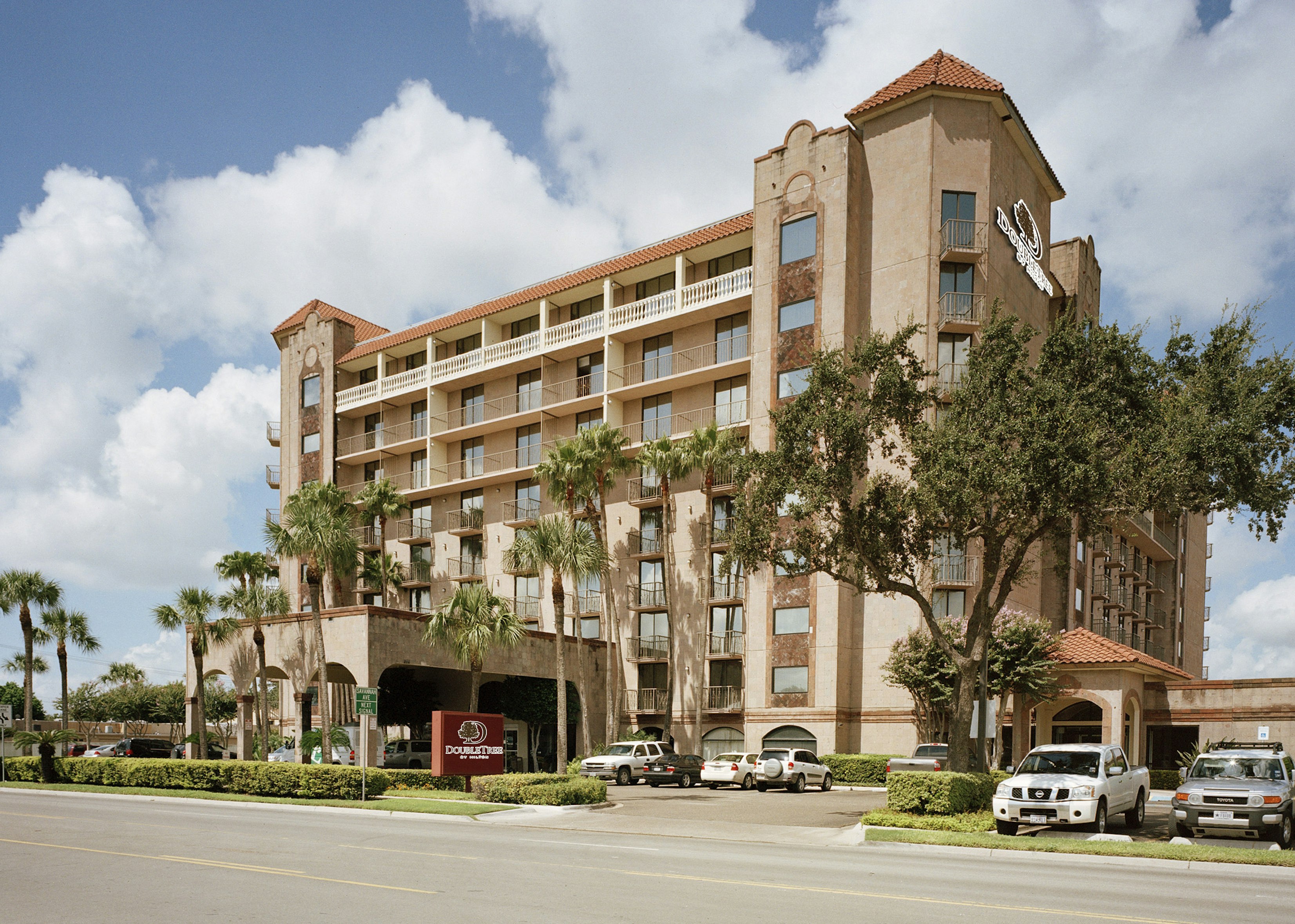 DoubleTree Suites by Hilton Hotel McAllen 22/23