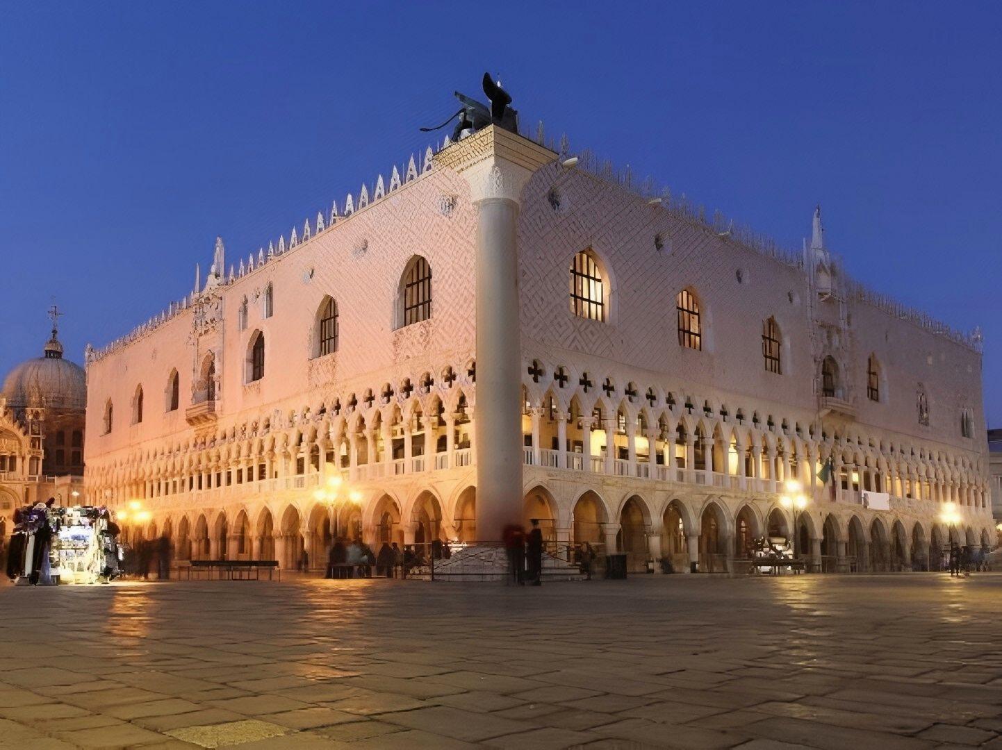 Palazzo La Scala 4/30