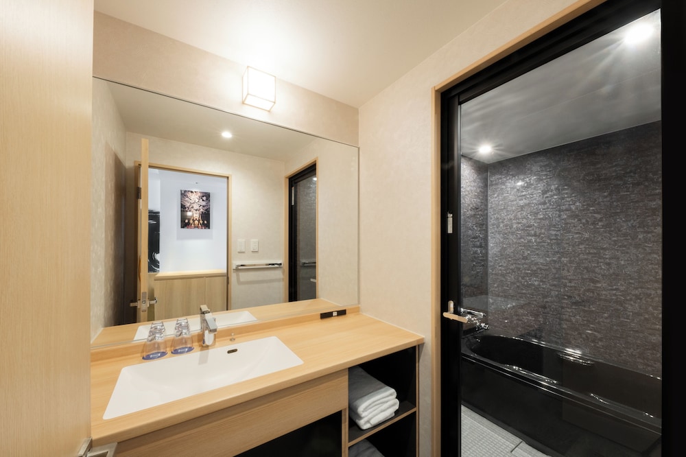 غرفة ديلوكس بسريرين كوين، Homm Stay Nagi Sanjo Kyoto By Banyan Group 3/3
