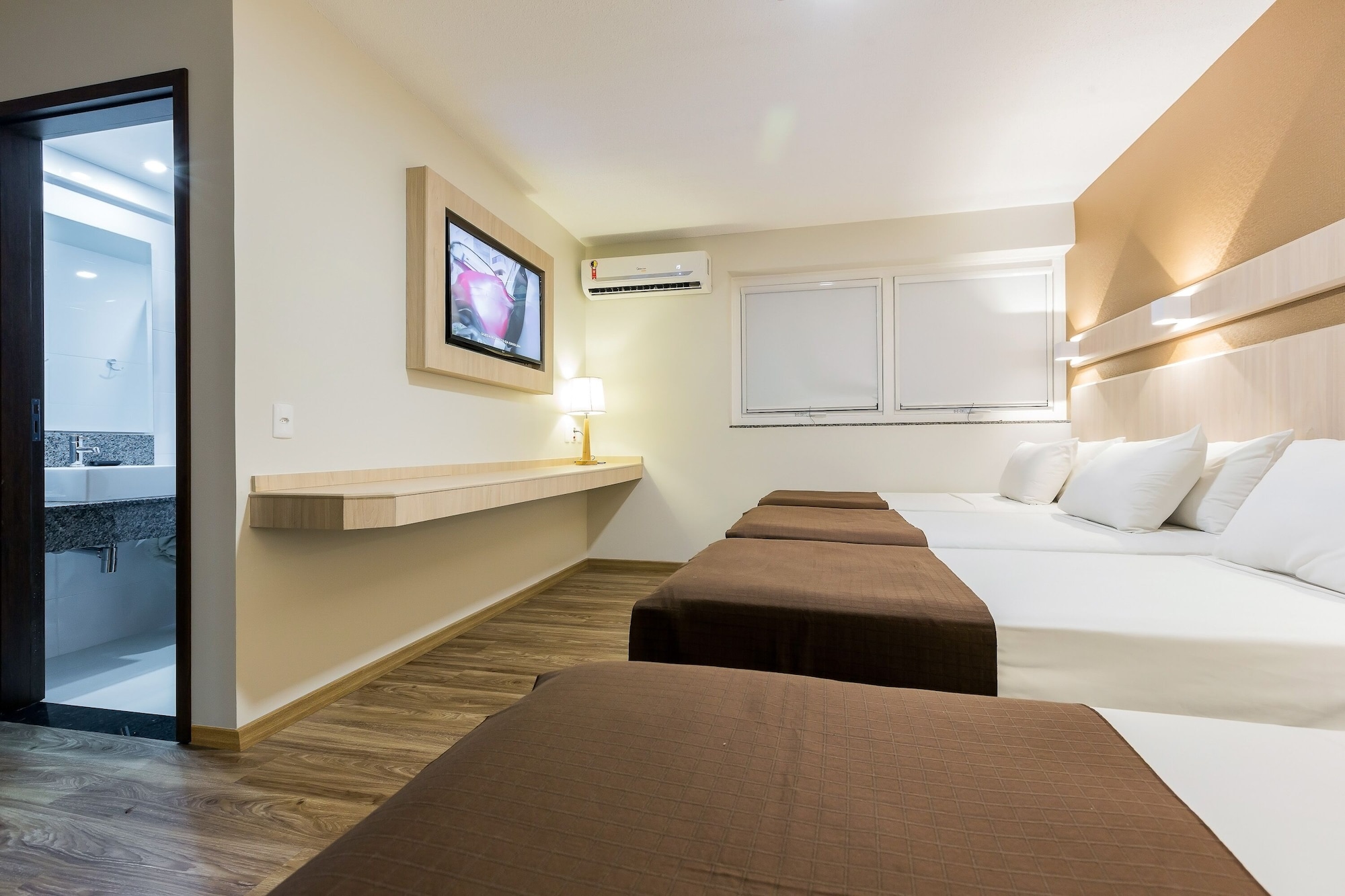 Standard, Quadruple, 4 Beds