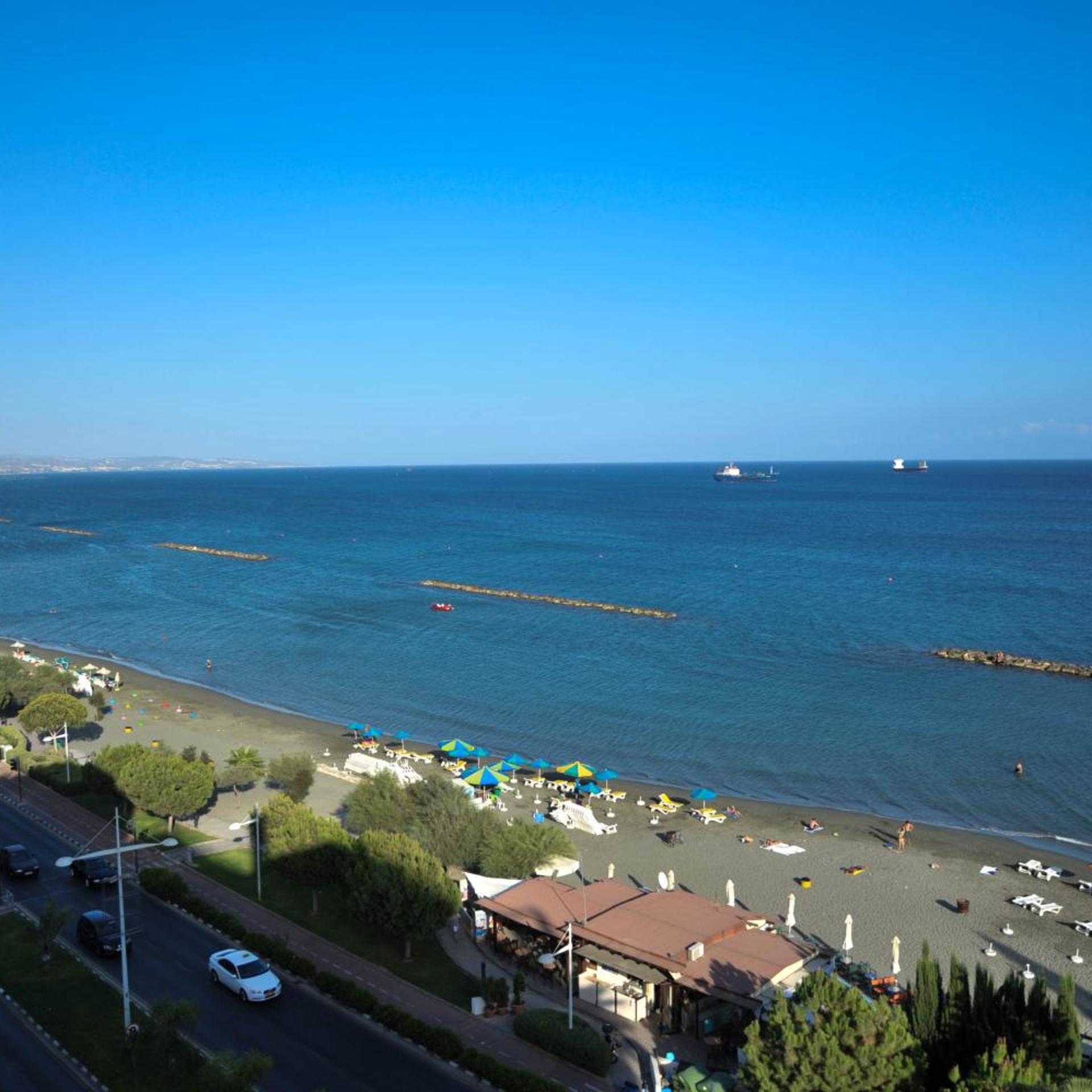 Pier Beach Hotel Apartments 50/55