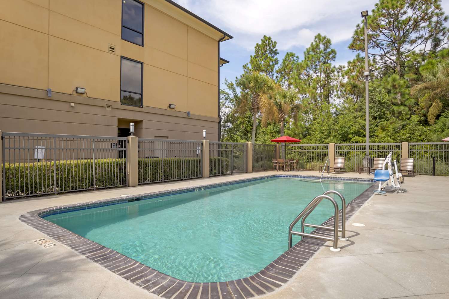 Best Western Plus Daphne Inn & Suites 6/16