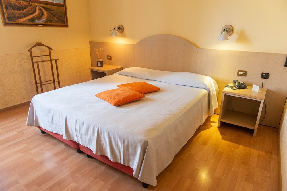 Hotel Europa 23/72