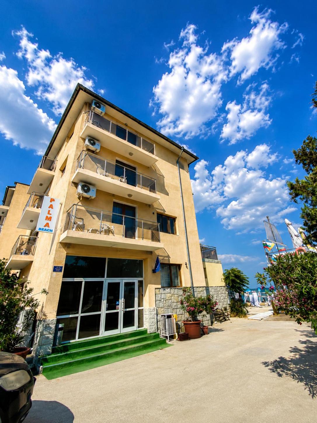 Palma Beach Hotel 4/56
