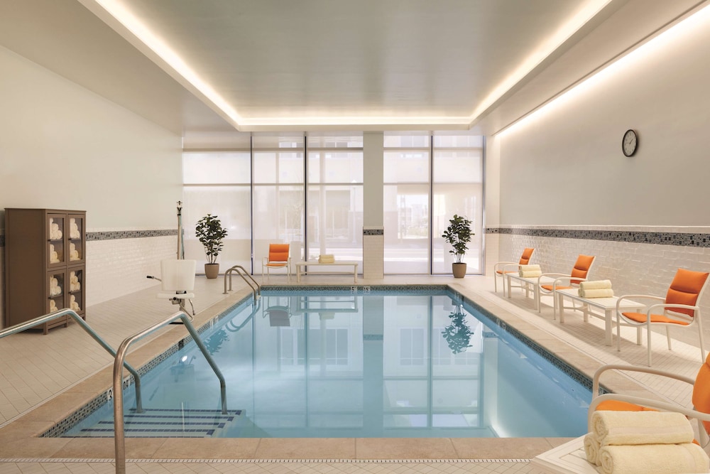 Hyatt House Virginia Beach Oceanfront 13/48