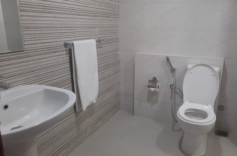 AL FARIS SUITE 2 46/50