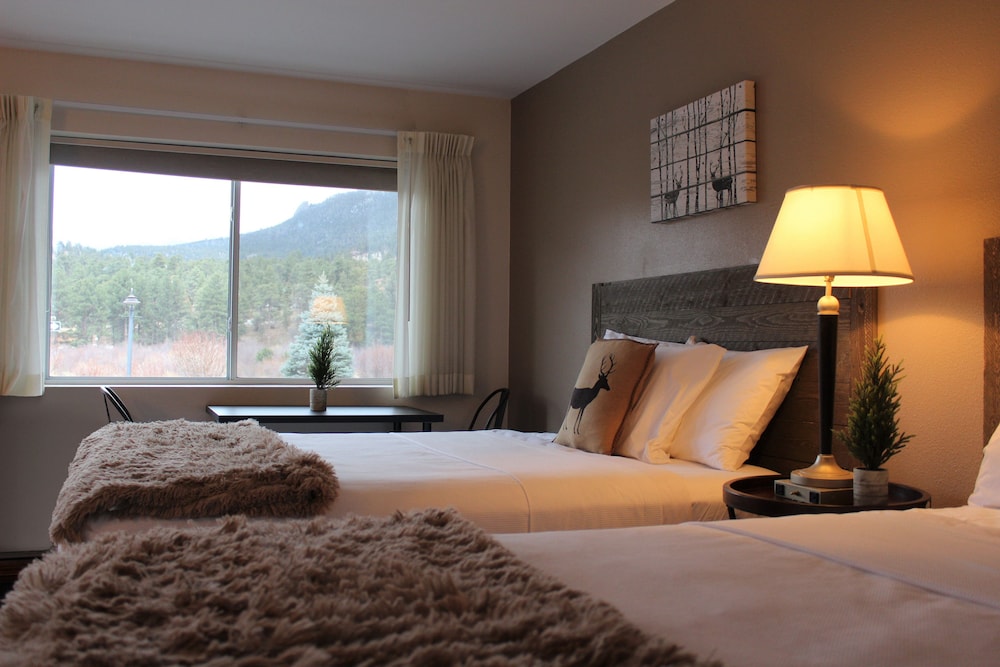 Alpine Trail Ridge Inn 33/74