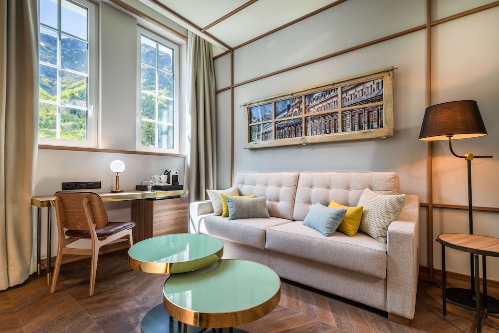Canfranc Estación, a Royal Hideaway Hotel 42/62