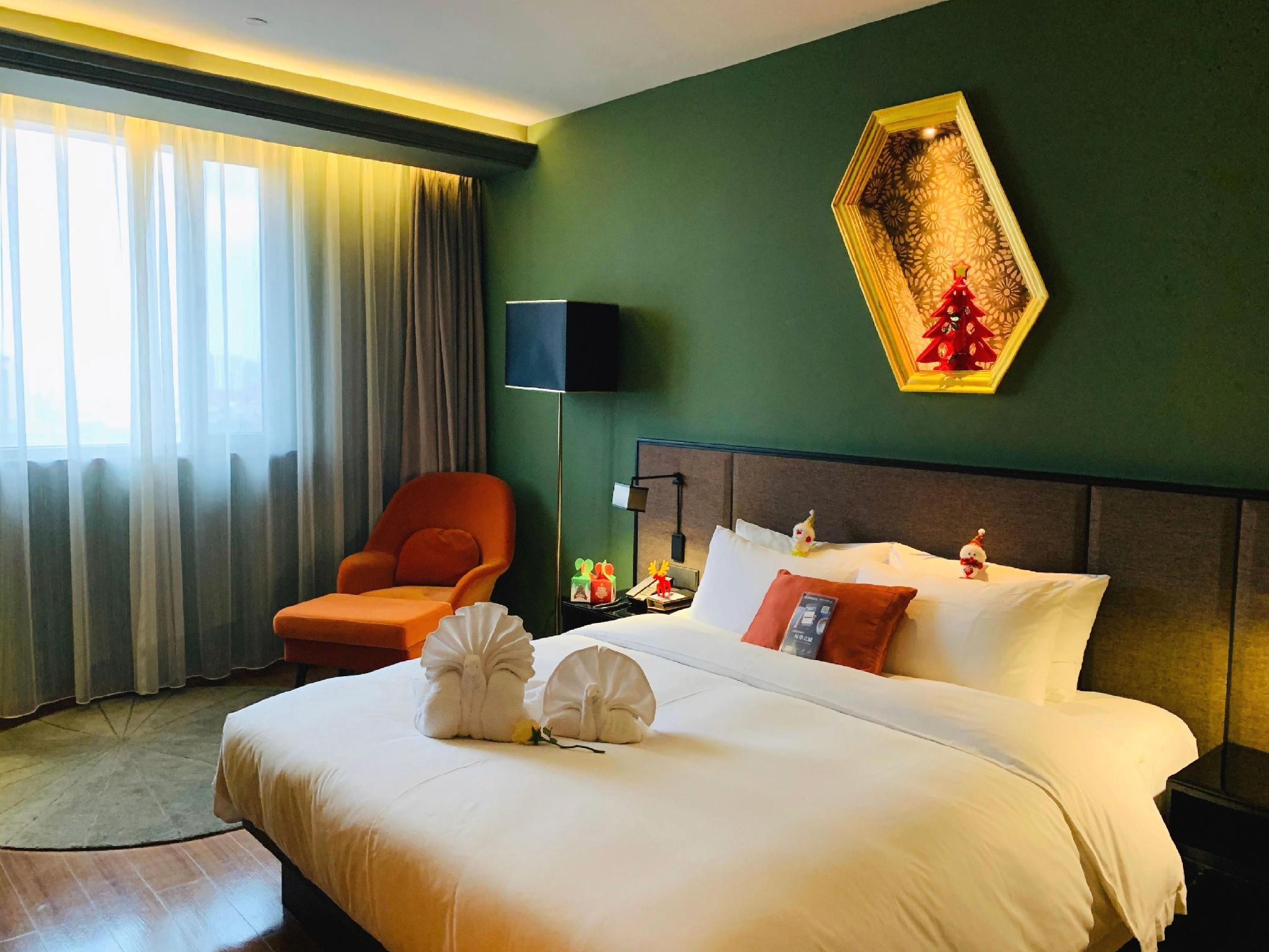 غرفة بزنس بسرير كوين، Yitel Premium Shanghai - Xuhui 2/2