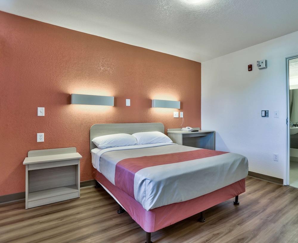 Motel6 Flagstaff, AZ - Butler 23/50