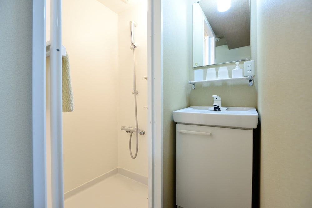 Wallaby House 43/46